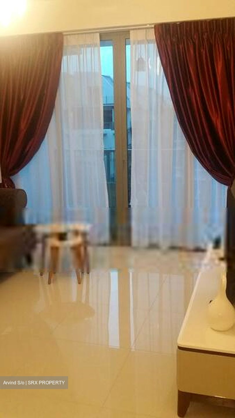 Pasir Ris Avenue (D18), Condominium #589866601
